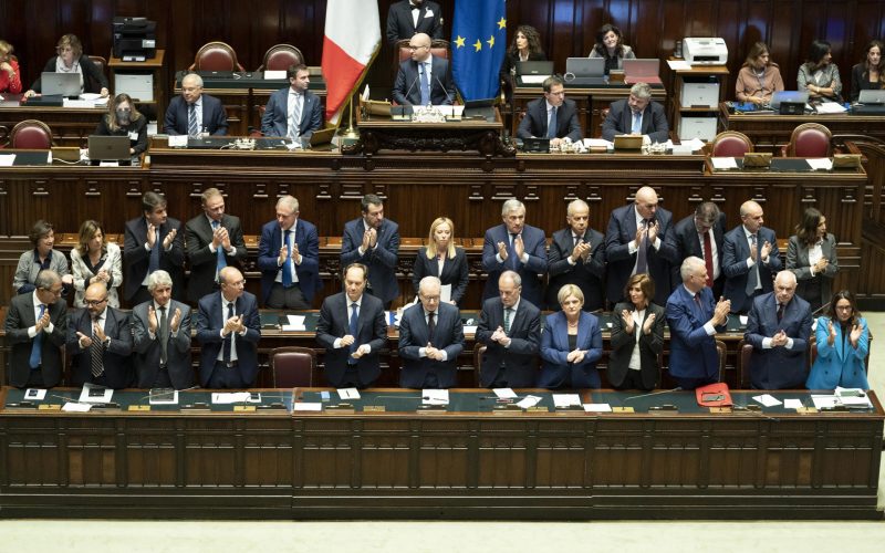 Vannacci e sicurezza, due indici del sentiment di fine legislatura