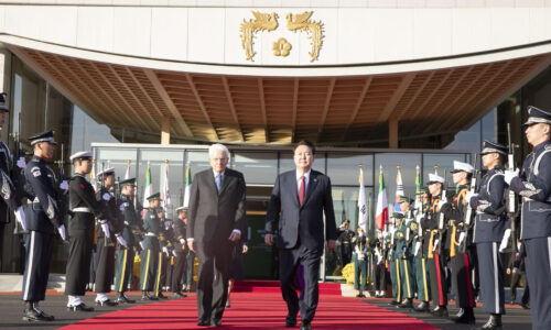 Mattarella Corea del Sud Uzbekistan