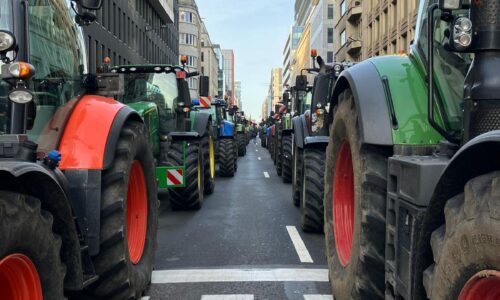 agricoltori protesta