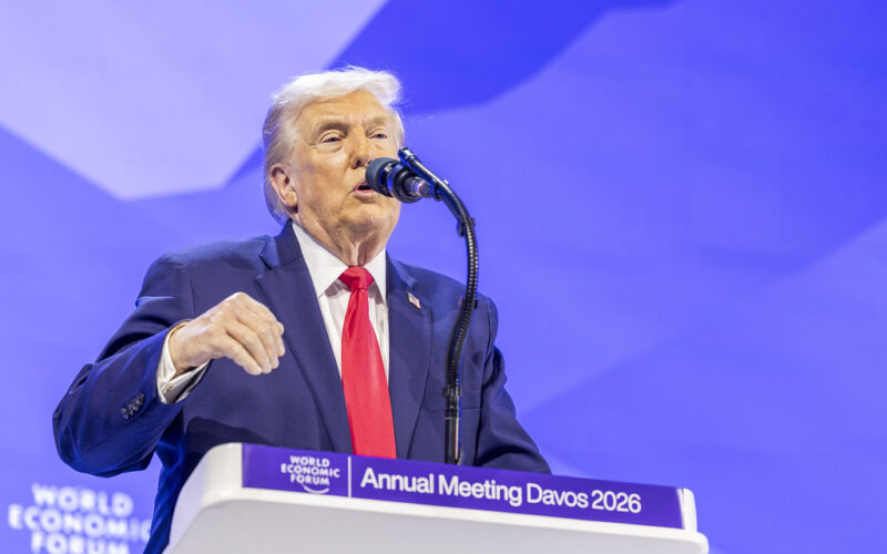 Iran: timori di guerra imminente, ma Trump d&agrave; spazio a brevi negoziati